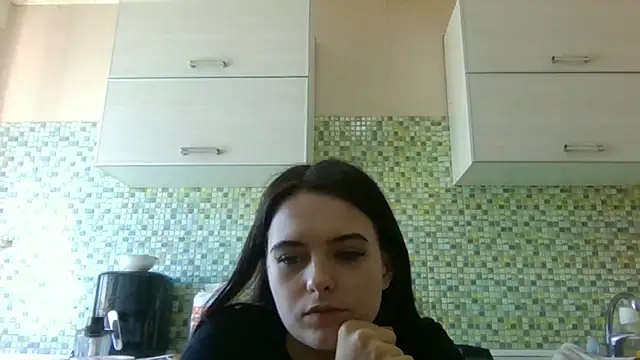 Živá chatovací místnost KikiAmino