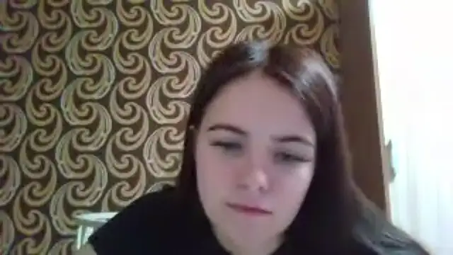 KikiAmino Adlı Modelin Canlı Sohbet Odası