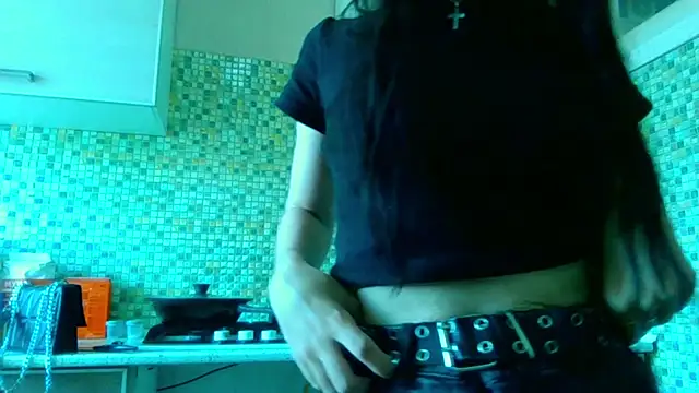 Živá chatovací místnost KikiAmino