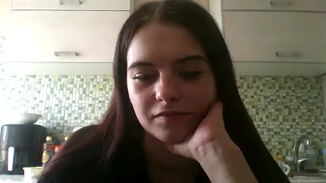 Živá chatovací místnost KikiAmino
