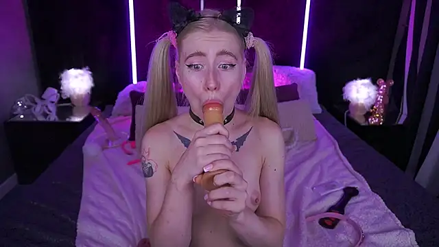 MelaniiePlay – live chatrum