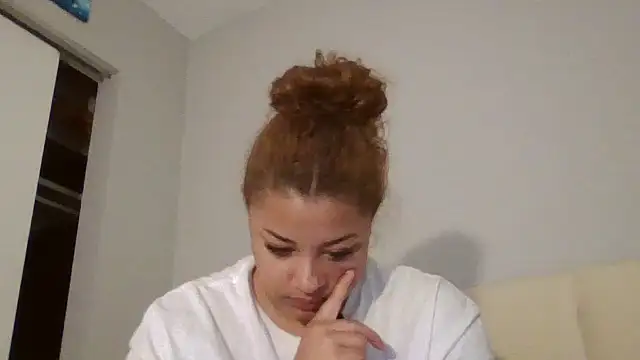 madzbaileyn Live chat-huone