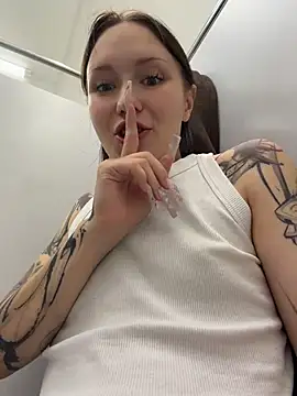 EliteBitch – live chatrum
