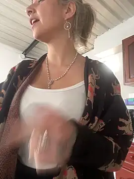 Isabella_varella- Ruang Obrolan Langsung