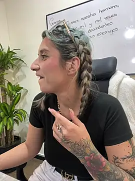 Chat ao vivo de Isabella_varella-