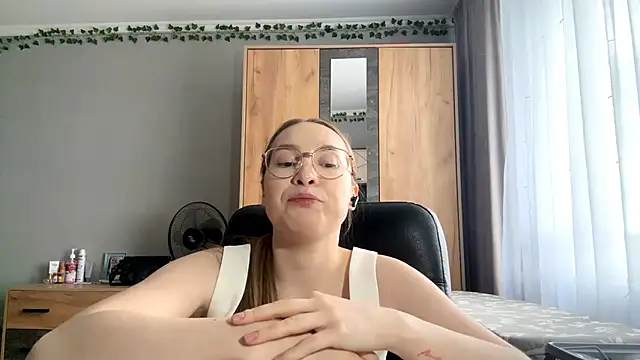 Milaissocute Live chatroom