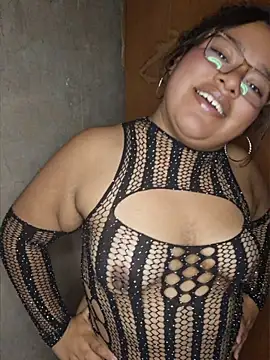 Curlysexy22 чат на живо