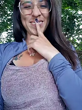 VALERY-94's Live Chat Room