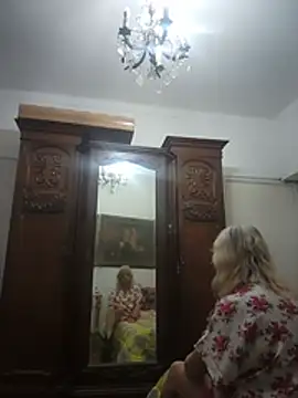 Chat soba uživo modela ViudaX