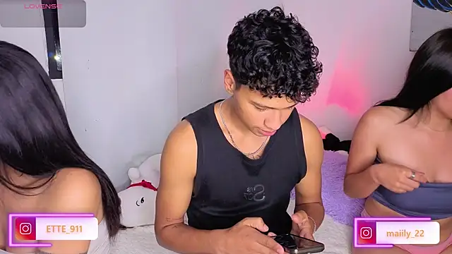 Sala de chat ao vivo de ETTE_MOON