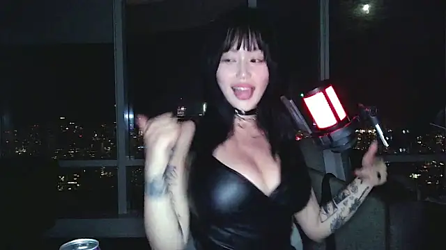 obeycarrienoonaのライブチャットルーム
