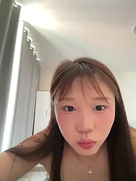 L7D8521 Live Chatrum