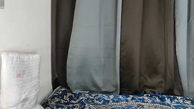 Chat ao vivo de NaughTy_Girls04