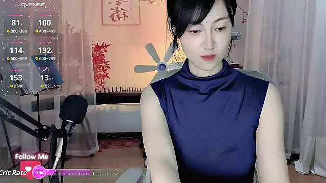 noomi-1111 Live chatroom