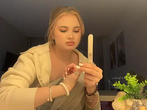 kirtova_ – live chatrum