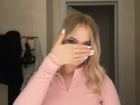kirtova_ élő chatszobája
