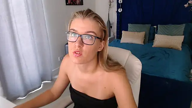 Yennyloves – live sex-cam-show