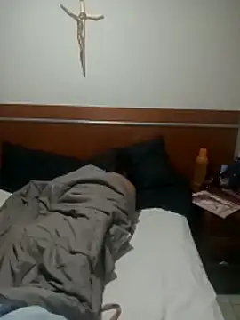 Živá chatovací místnost velvetblackcock