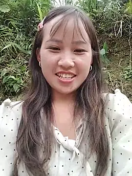 Yo-must Live Chatraum