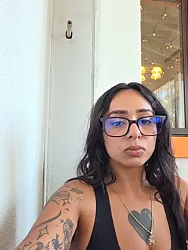 חדר צ'אט בשידור חי של Controllercutie