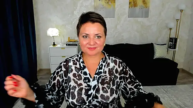 AnnaCorlane's Live Chat Room