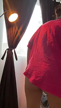 AlmaSajor_ Live Chatraum