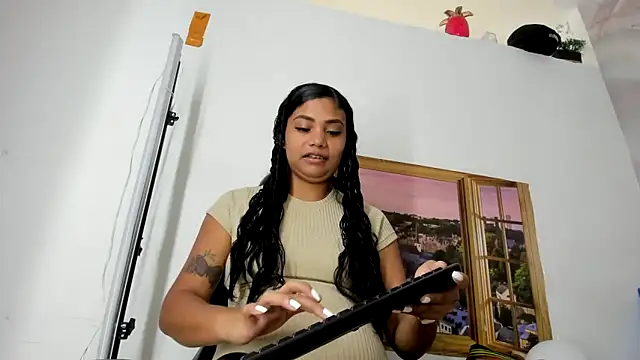 EllyBloom чат на живо