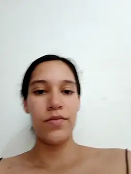 Sala de chat ao vivo de RAMONA_and_ROGER