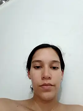 RAMONA_and_ROGERn Live chat-huone