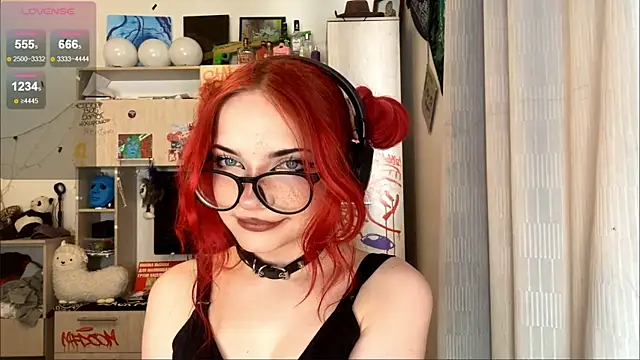 RedHeadCat: δωμάτιο απευθείας συνομιλίας