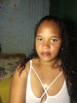 michelle_castillo Adlı Modelin Canlı Sohbet Odası