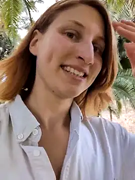 Julialexxxx Adlı Modelin Canlı Sohbet Odası