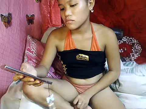 kiffy_miley79's Live Chat Room