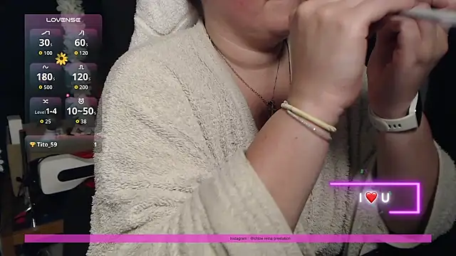 chloereinaprestation – Naživo chatovacia miestnosť