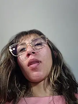 Mar_puentes Live chatroom