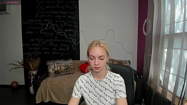SonnySofia – live chatrum