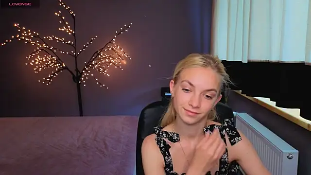 Živá chatovací místnost SonnySofia