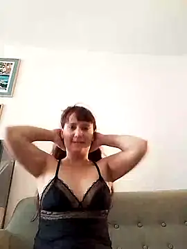 Maggie38 live-chat rom