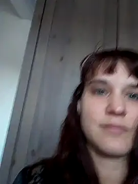 Maggie38's Live Chat Room