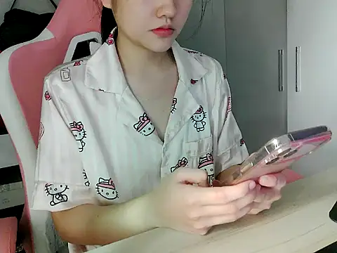 ห้องแชทสดของ lucienguyen