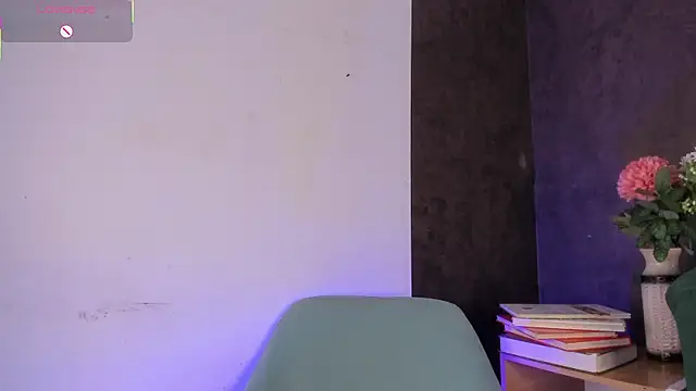 alice_twerk: δωμάτιο απευθείας συνομιλίας