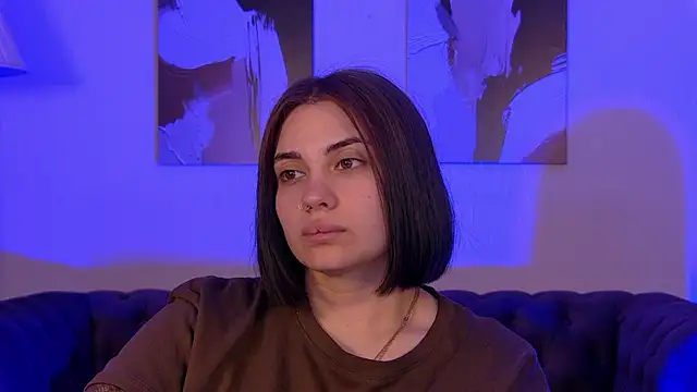Pokój czatu na żywo – AdrianaToress