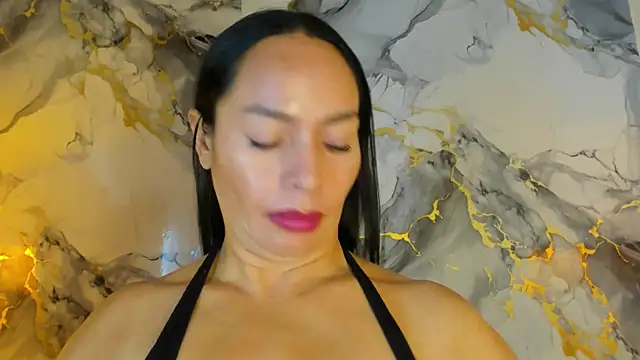 LucianaMadura1n Live chat-huone