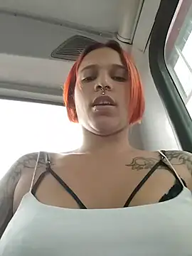Mia_0-4 Live Chatraum