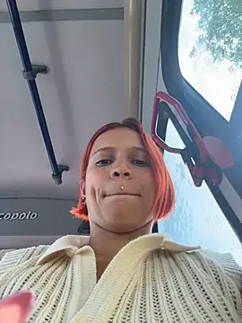 Chat ao vivo de Mia_0-4