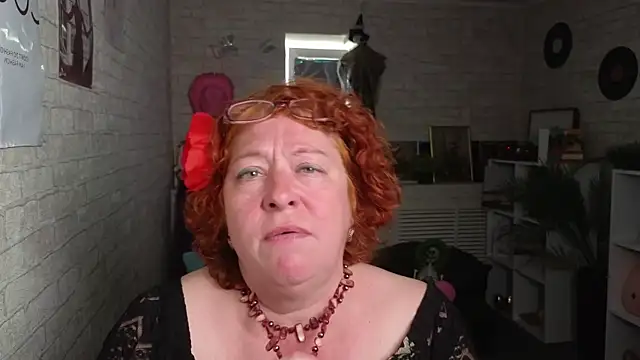 Sala de chat ao vivo de Fara_Flutte