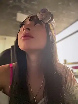 ห้องแชทสดของ Sasha-firee