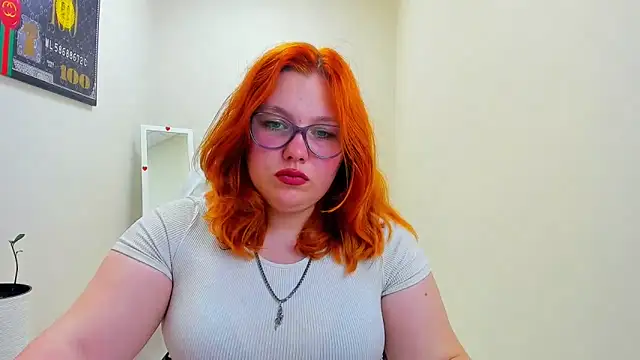 Aillia-Rous Cameră chat live