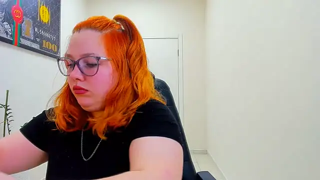 Aillia-Rous Cameră chat live