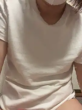 ringo_umaich Adlı Modelin Canlı Sohbet Odası